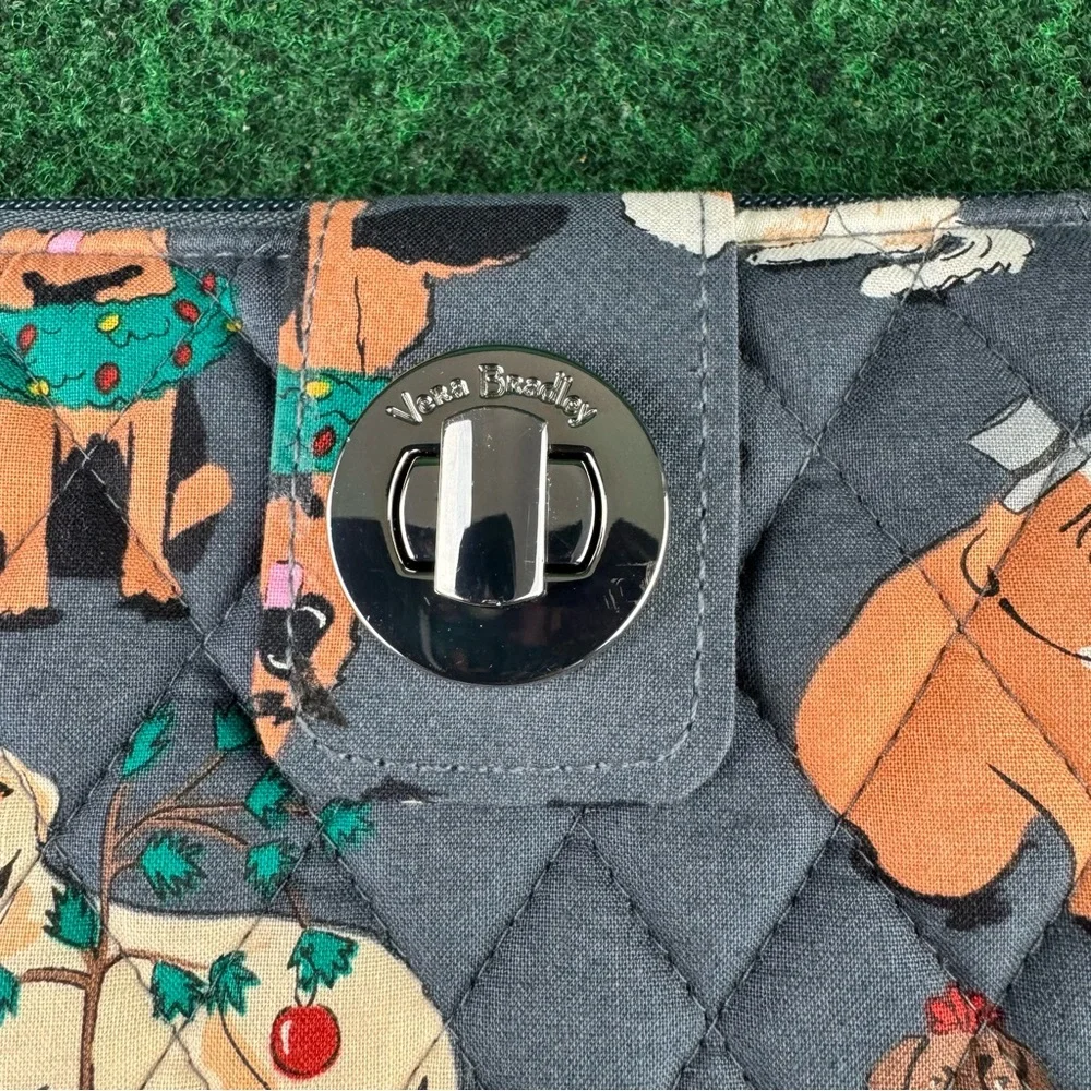 Vera Bradley Holiday Dogs Wallet RFID Zip Around Accordion & Turnlock Front - Picture 2 of 9